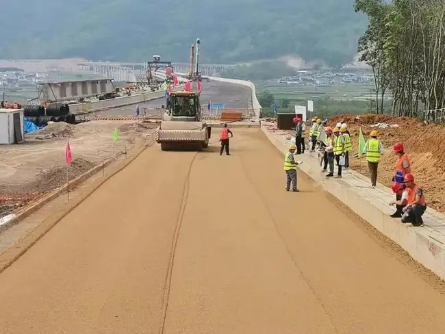 绥棱路基工程